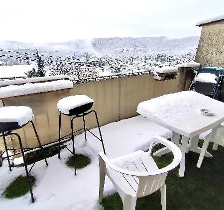 Grand T1 Vue Collines Au Coeur De La Provence Gréoux-les-Bains